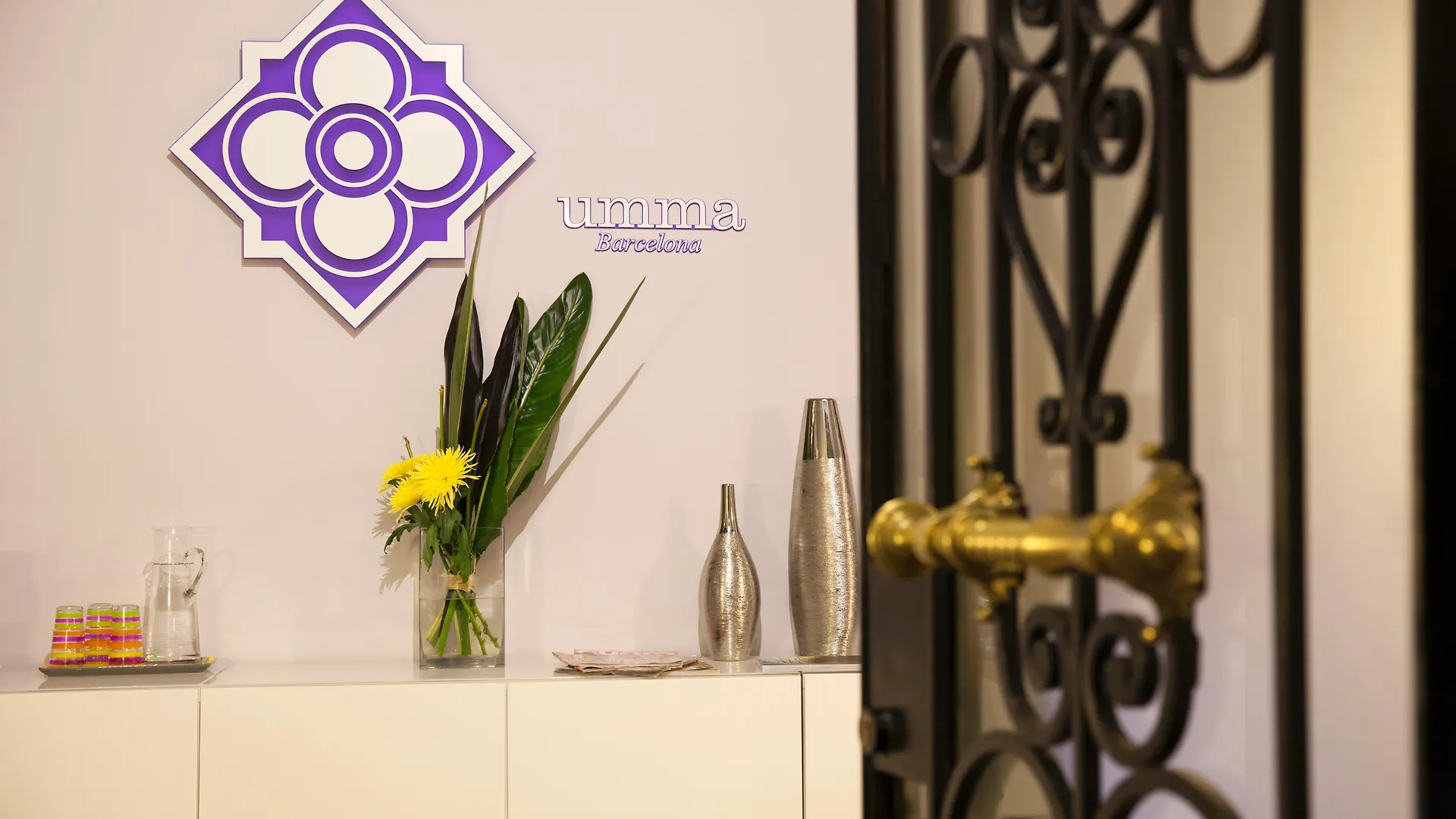 Umma Barcelona B&B Boutique 3*,