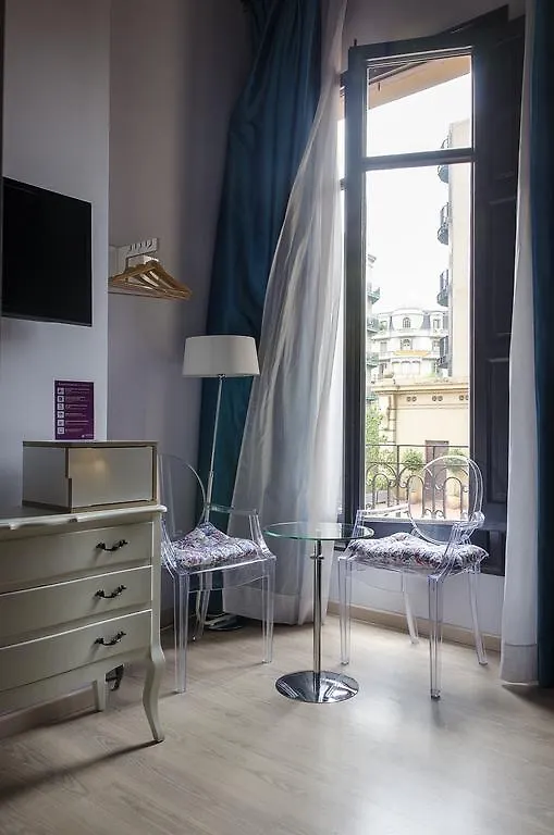 Umma Barcelona B&B Boutique 3*,