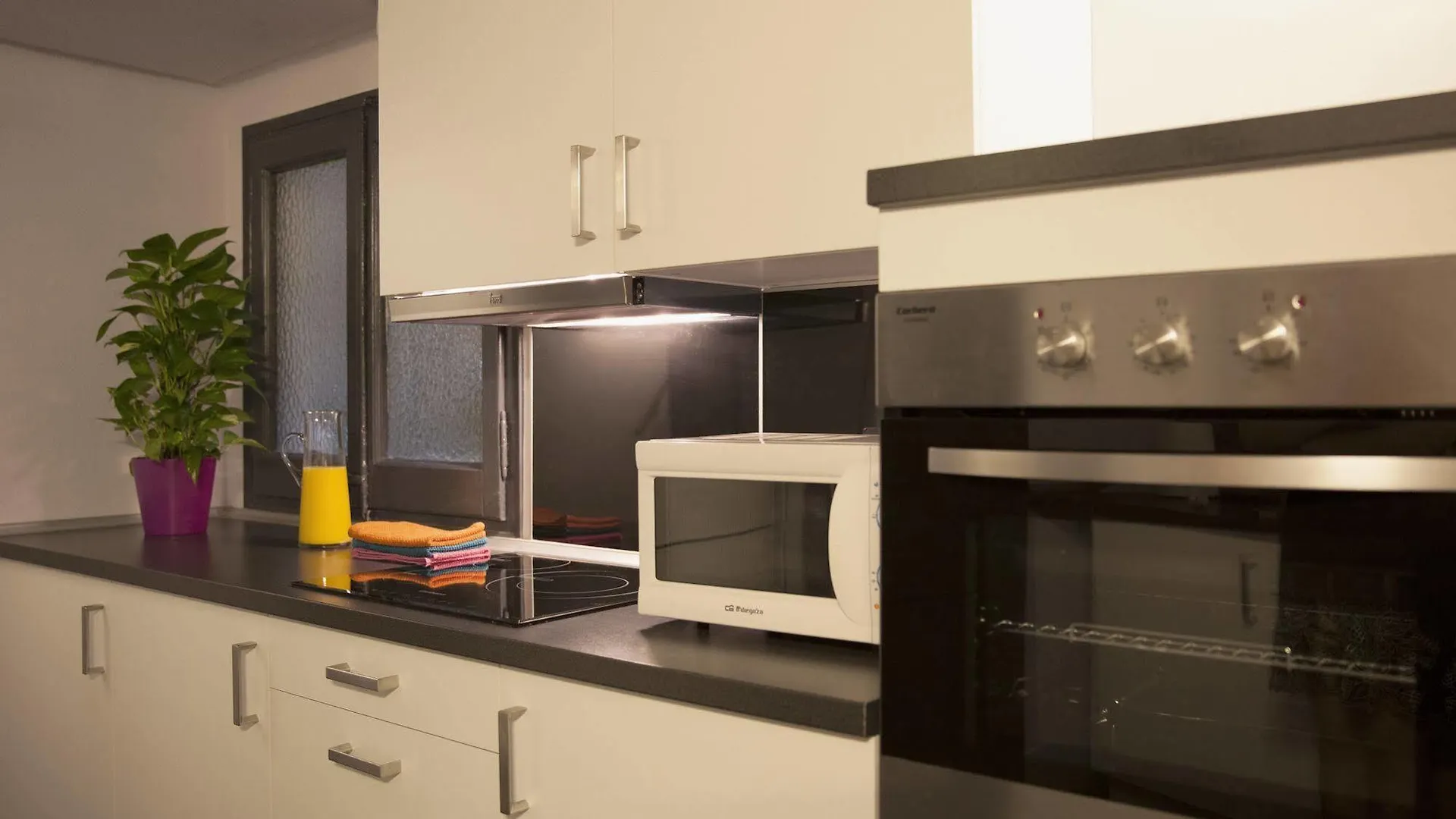 Umma Barcelona B&B Boutique Couette-café