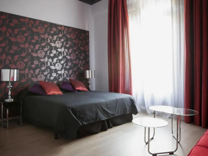 Umma Barcelona B&B Boutique Couette-café